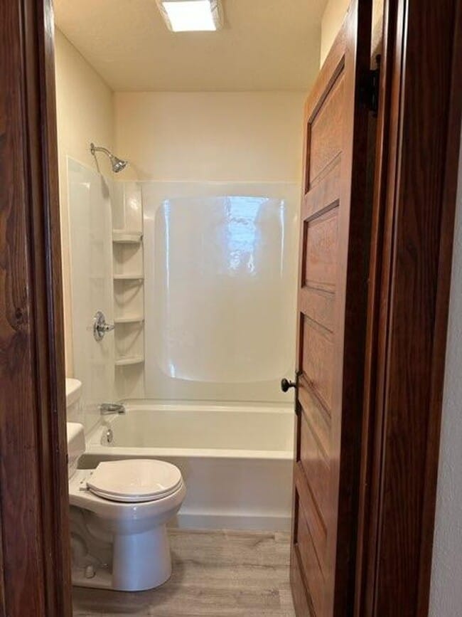 Building Photo - $1200 - Fantastic 2 Bedroom, 1 Bathroom House in Morning-Side