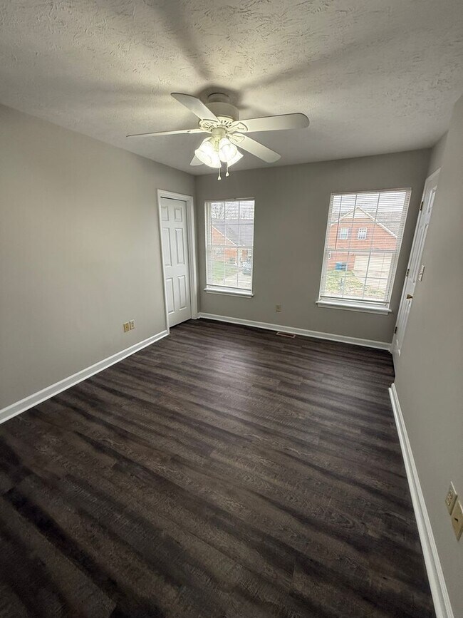 Building Photo - Located in Georgetown, KY, three-bedroom, 2.5-bath townhouse