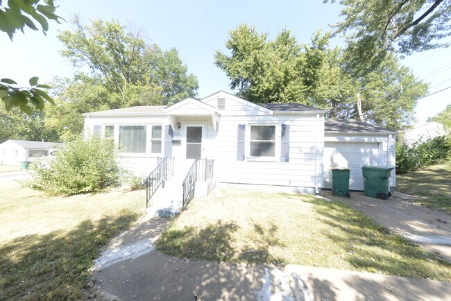 Primary Photo - 1237 Kilgore Dr