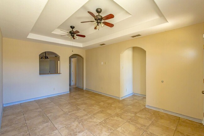 Building Photo - 4416 Wild Flower Ave