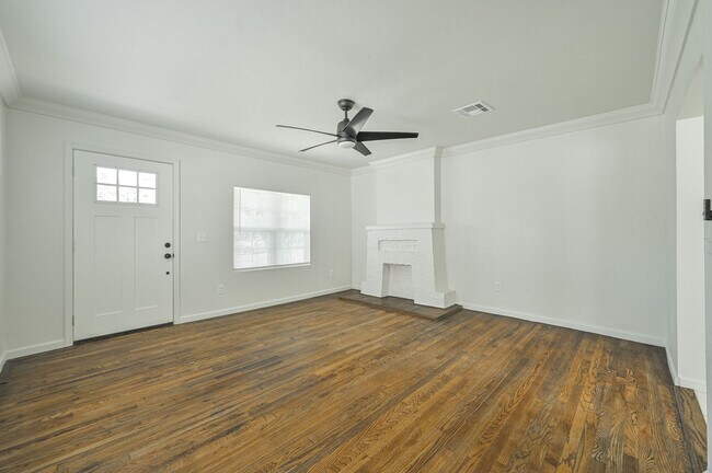 Building Photo - 1526 NW 45th St