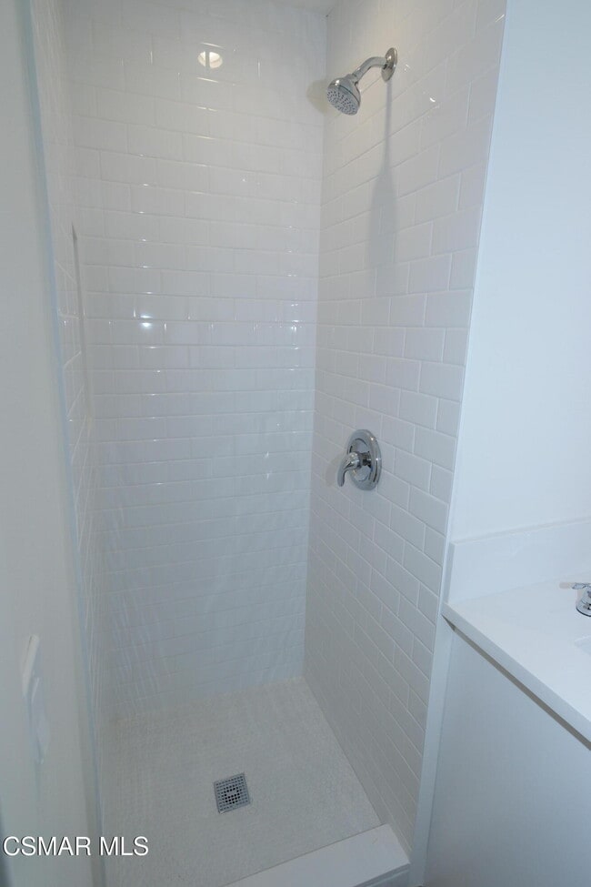 Building Photo - 371 Calle Nogal