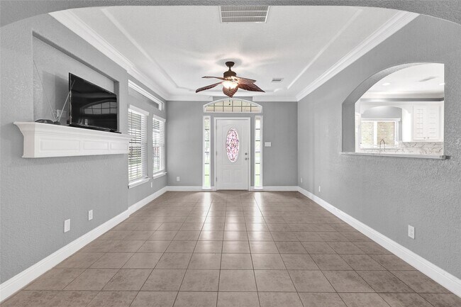 Building Photo - 5902 Cr-675