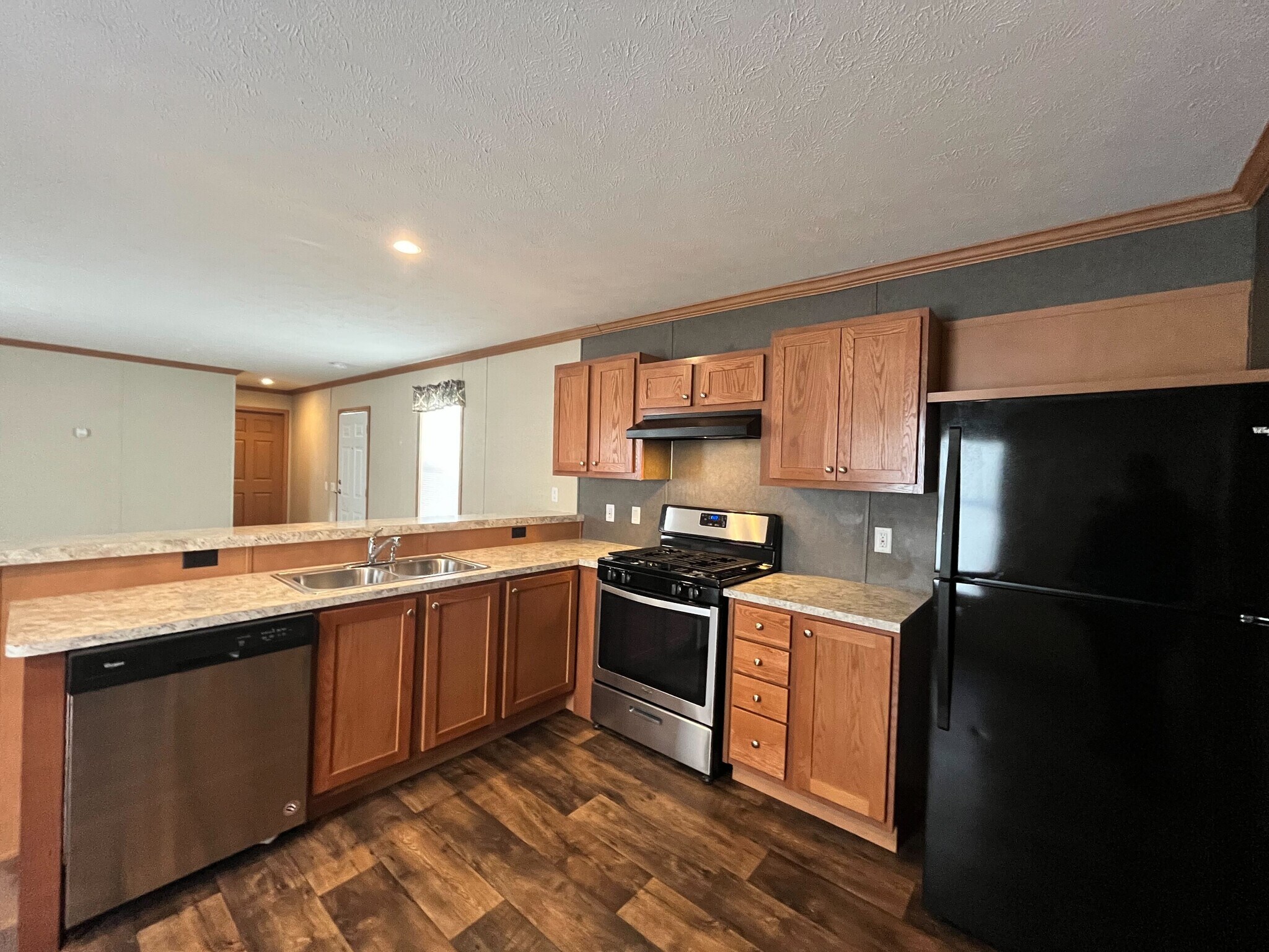 Building Photo - 1428 Georgia St