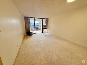 Building Photo - 2 bedroom 2 bath Condo in Regency Park on ...