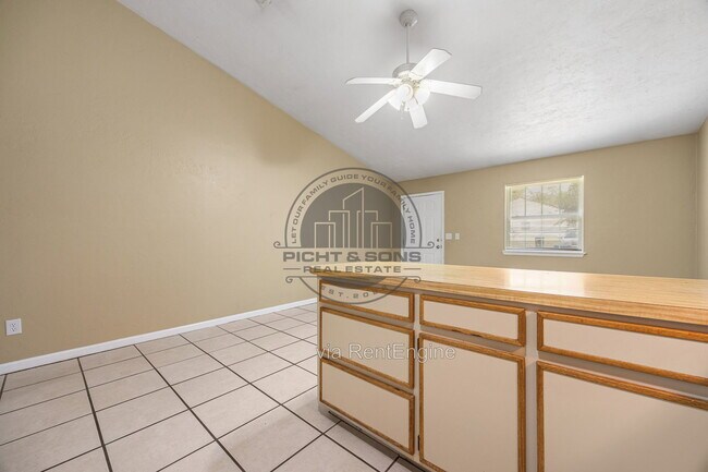 Building Photo - 1260 Continental Ct