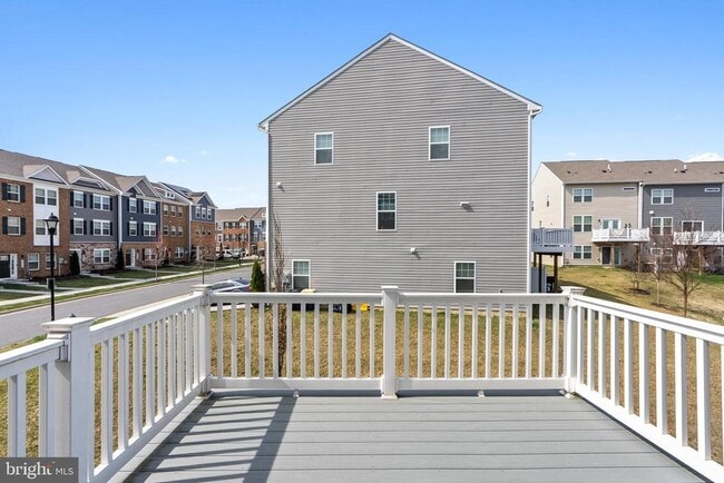 Building Photo - 9715 Summerton Dr