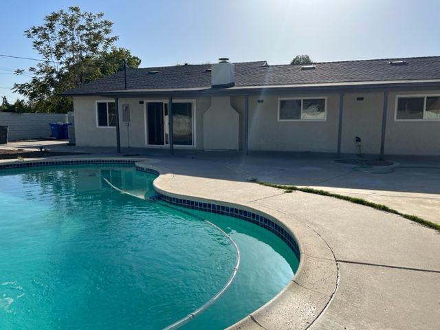 Building Photo - 3024 Berros St