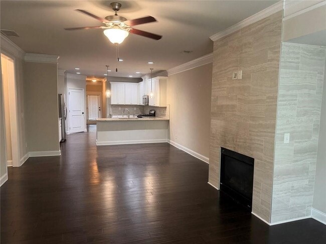 Building Photo - 3772 Ledgemont Dr