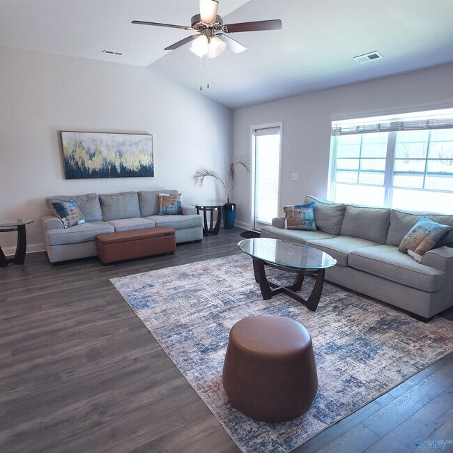 Building Photo - 14303 Lavender Ct