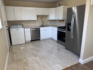 Building Photo - 289 Sawyer Way