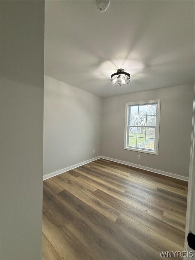 Building Photo - 5156 Berg Rd