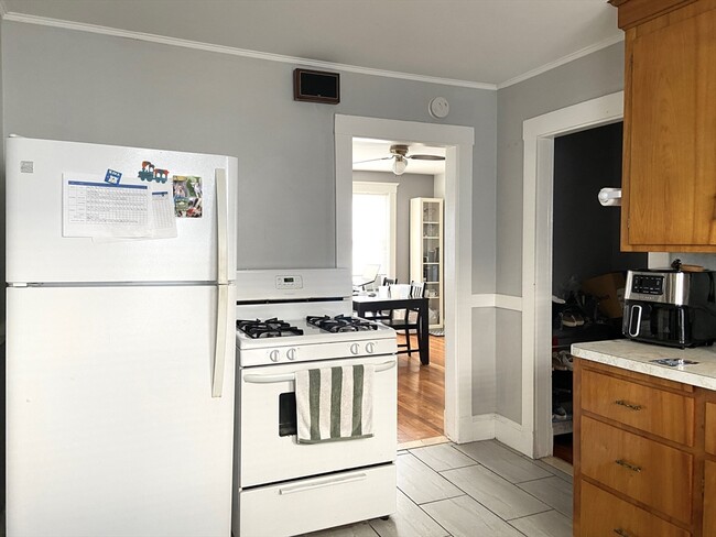 Building Photo - 26 Harrison St