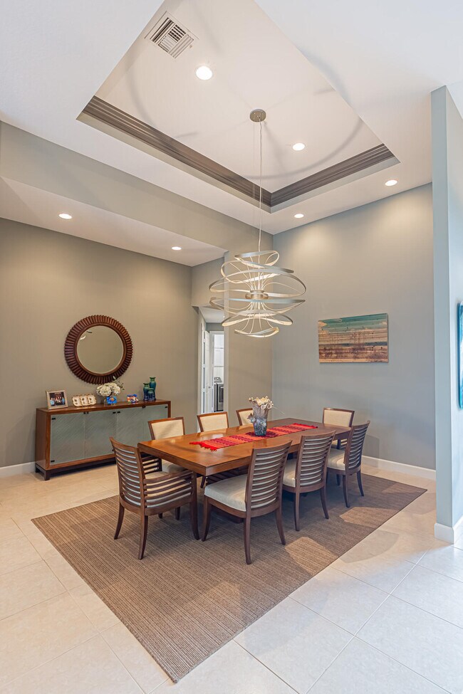 Building Photo - 8060 Kiawah Trce