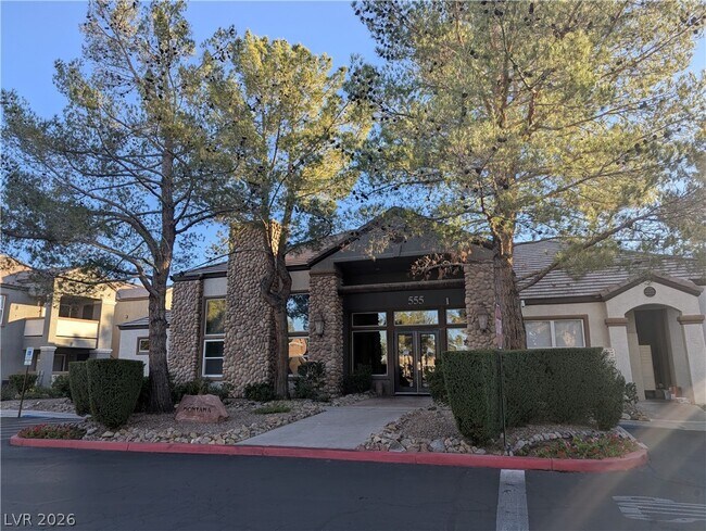 Building Photo - 555 E Silverado Ranch Blvd