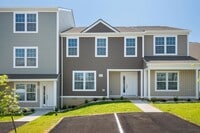 Building Photo - 445 Skylar Dr