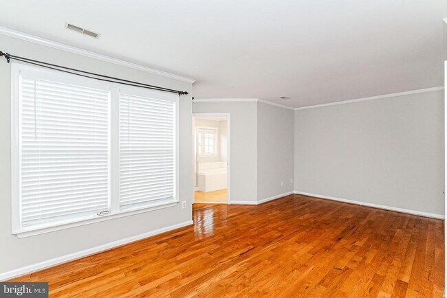 Building Photo - 7877 Dogue Indian Cir