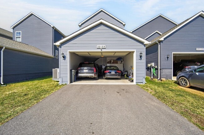 Building Photo - 22129 Clarksburg Rd
