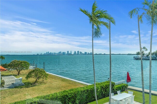 Building Photo - TREASURE ISLAND