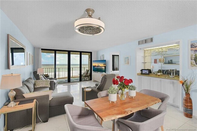 Building Photo - 10000 S Ocean Dr