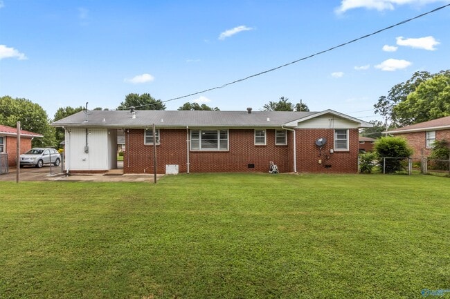 Building Photo - 4301 Richardson Dr NW