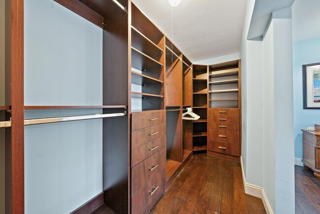 Building Photo - 409 Lighthouse Dr