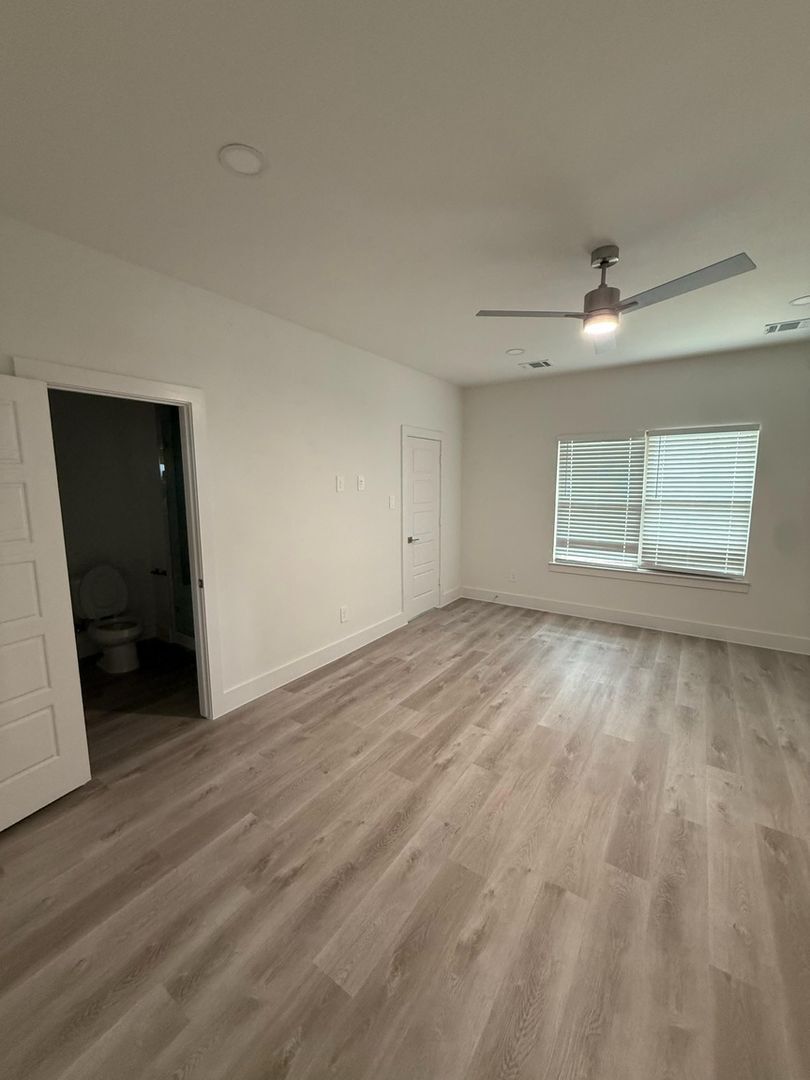 Building Photo - 144 Pinkie Holmes Dr