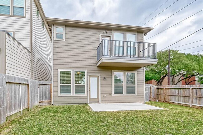 Building Photo - 3103 Briarwood Point Pl