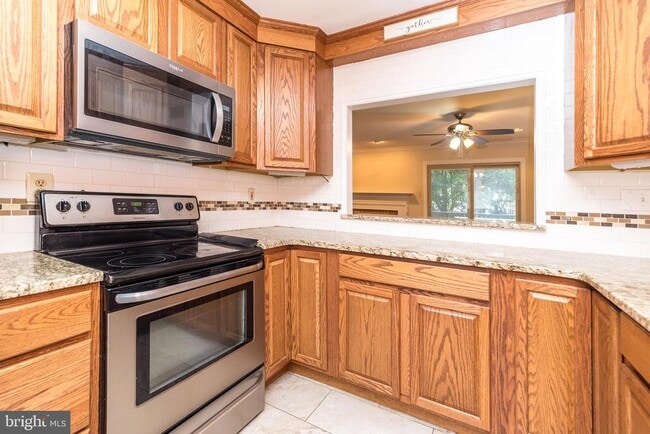 Building Photo - 108 Susan Constant Ct