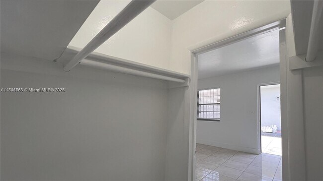 Building Photo - 3711 NW 24th Ave