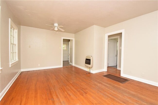 Building Photo - 3701 Werner Ave