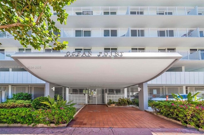 Building Photo - 345 Ocean Dr