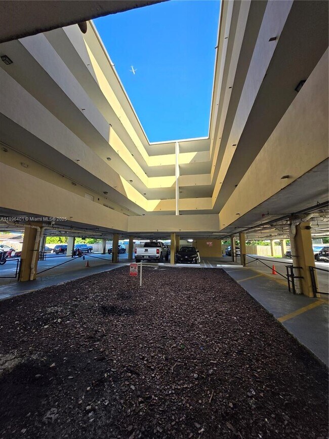 Primary Photo - 2647 NW 25th Ave