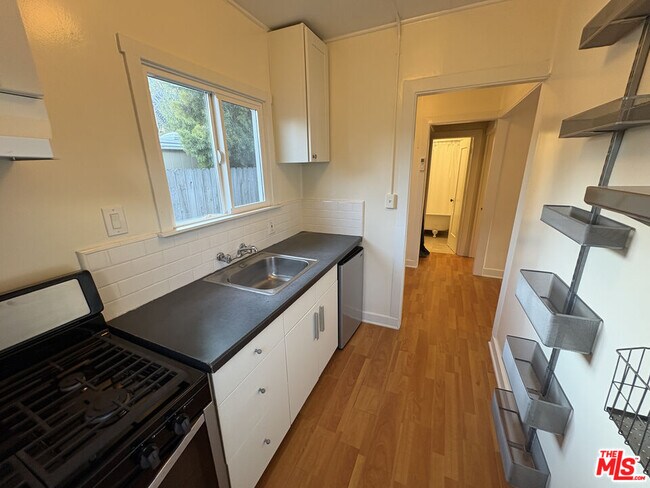 Building Photo - 4181 Lincoln Ave