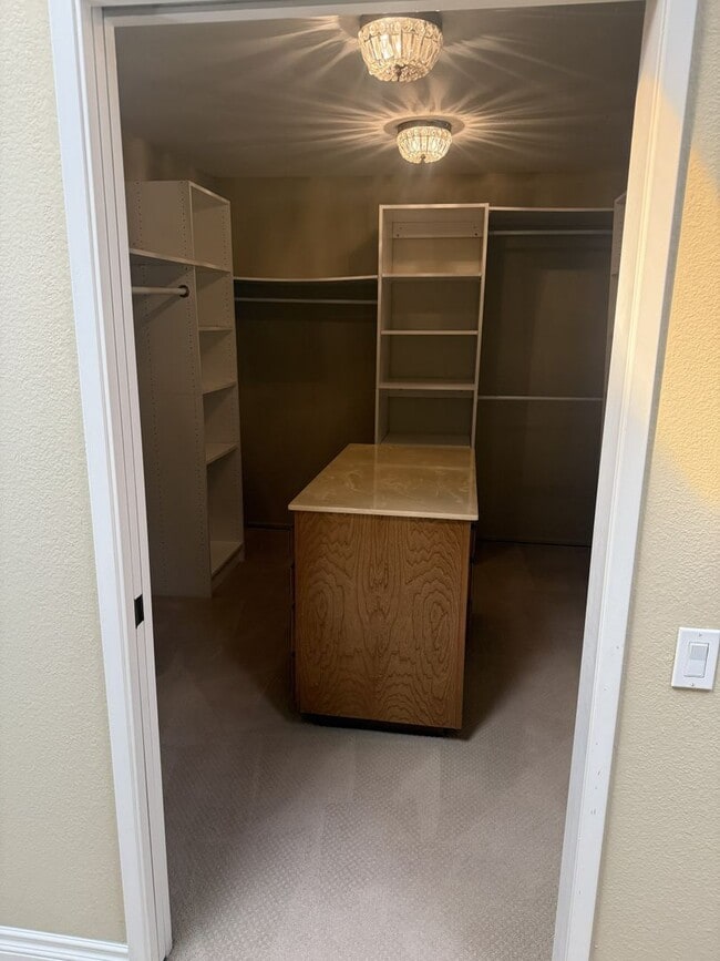 Building Photo - 4-Bed | 3 Bath | University City Home for Rent