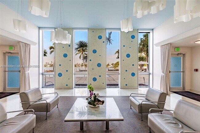 Building Photo - 3 Island Ave