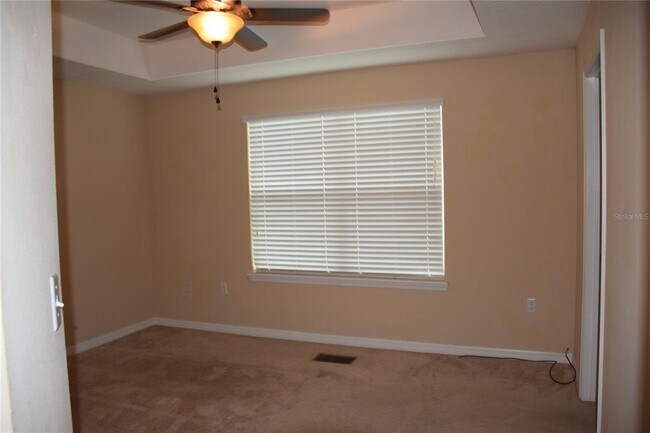 Building Photo - 1516 Scarlet Oak Loop