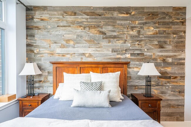 Building Photo - 1400 Hudson St