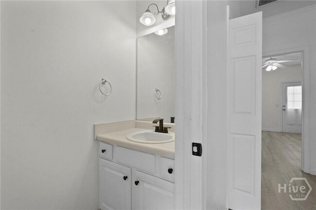 Building Photo - 400 Tibet Ave