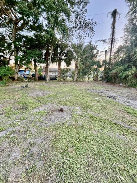 Building Photo - 4314 Silver Star Rd