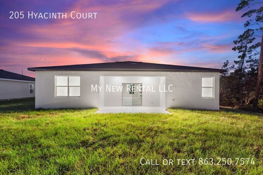 Building Photo - 205 Hyacinth Ct