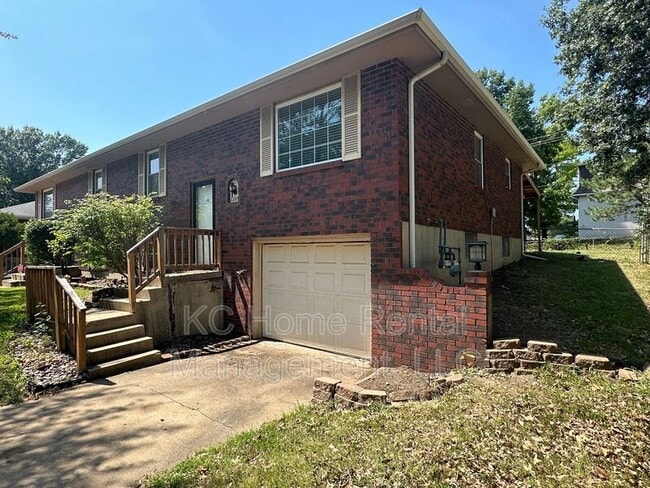 Building Photo - 1209 SW Westminister Rd