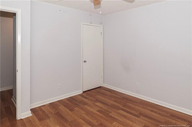 Building Photo - 1302 Kienast Dr
