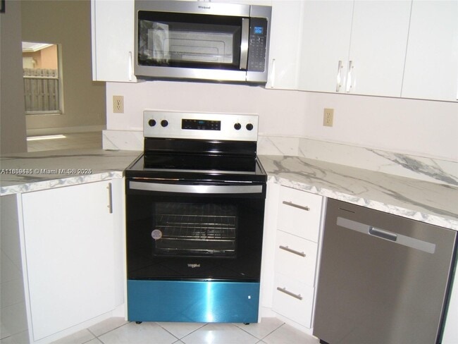 Building Photo - 24833 SW 128th Ct