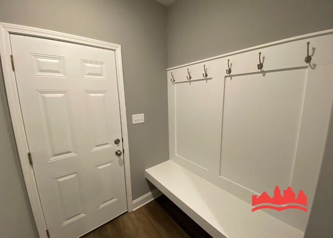 Building Photo - 9991 Messana St