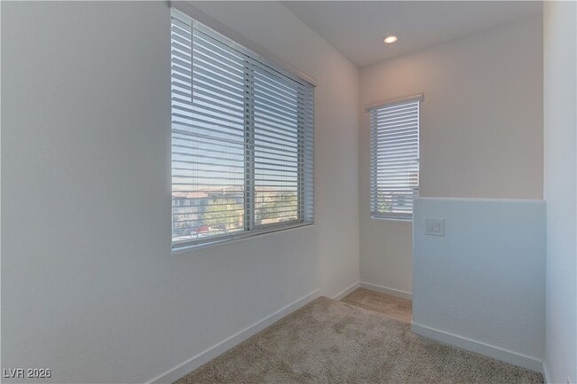 Building Photo - 727 Foreign Reef Wy