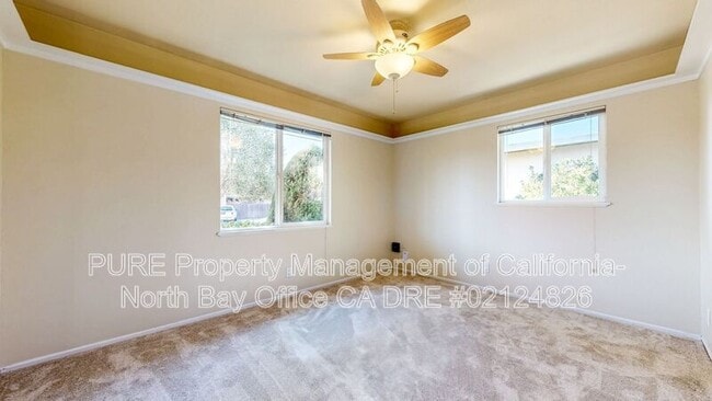 Building Photo - 652 Corlano Ave