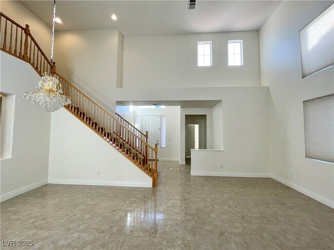 Building Photo - 1590 Sabatini Dr