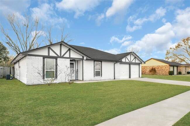 Building Photo - 14215 Barrone Dr