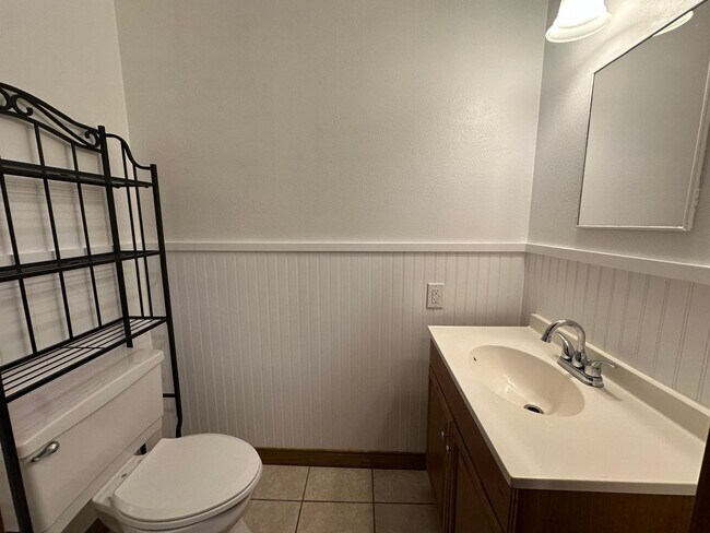 Building Photo - **COMING SOON ON JULY 1ST, 2026** Introducing a charming 3-bedroom, 2.5-bathroom home located in ...